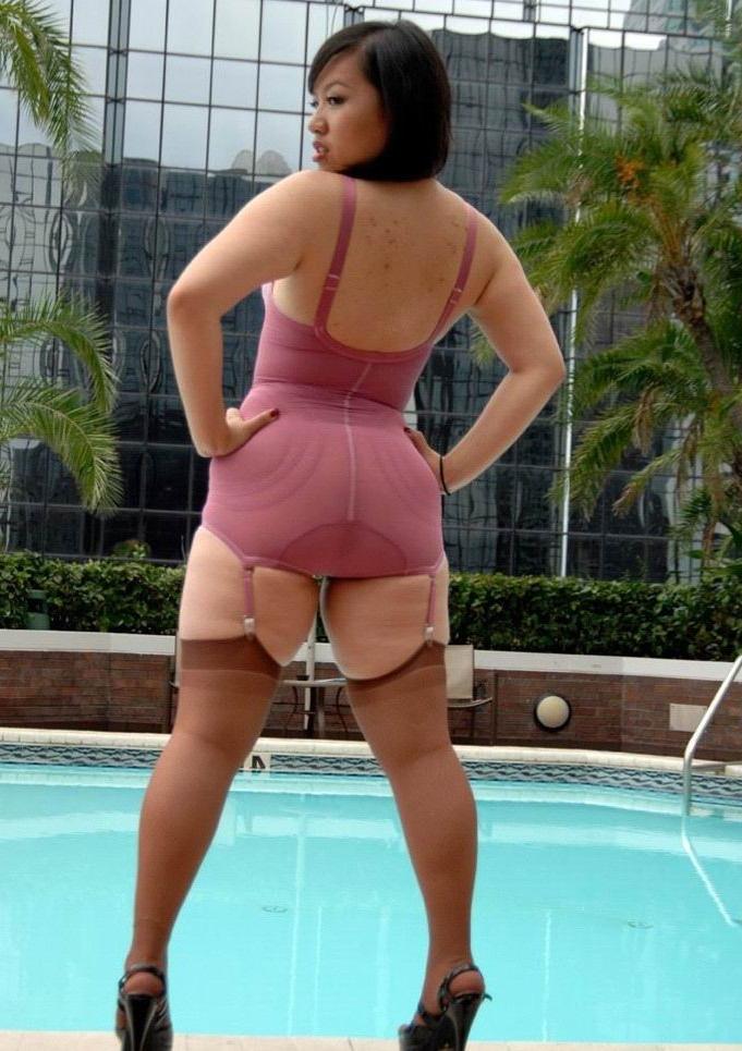 15P sexy milfs posing in girdles and stoskings