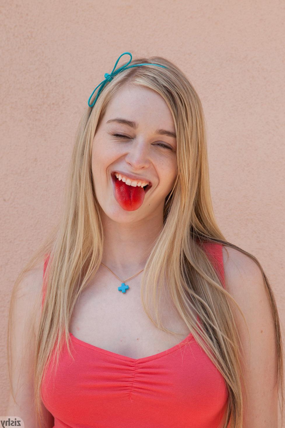 10P Teasing teen