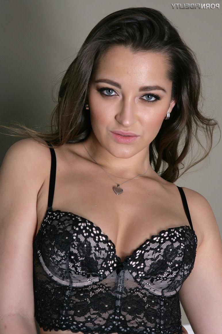 15P Dani Daniels at PornFidelity