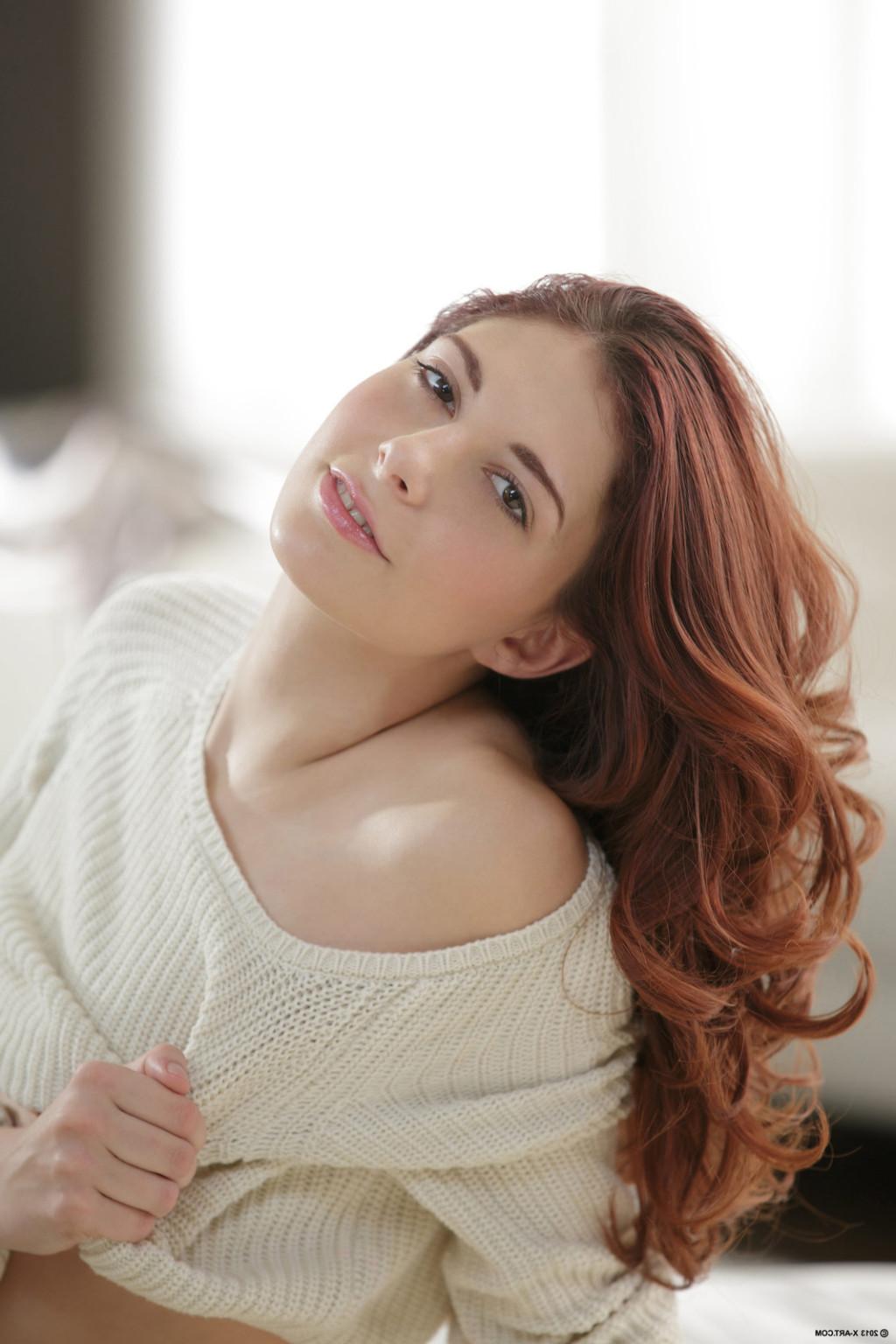 15P Slender redhead babe Ashley S toying her tight shaved pussy