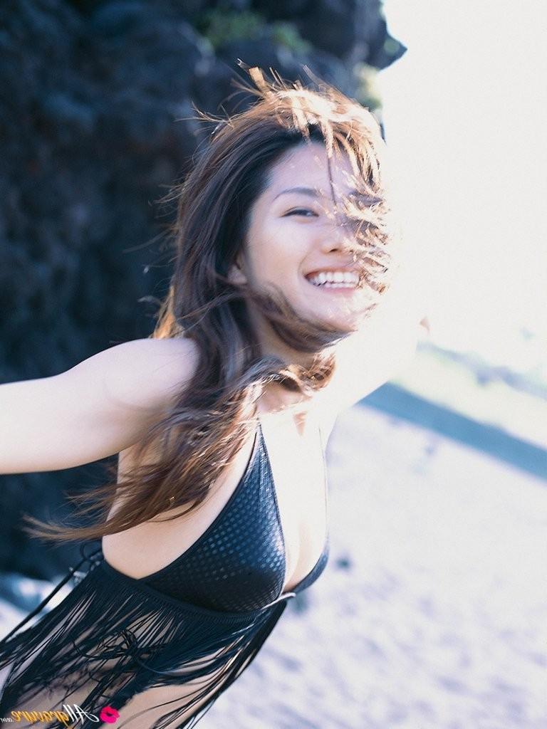 16P Stunning japanese brunette model posing in sexy lingerie