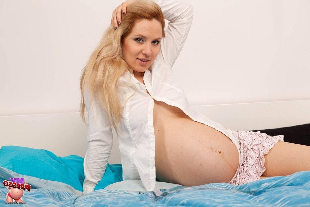 15P Very preggo girl