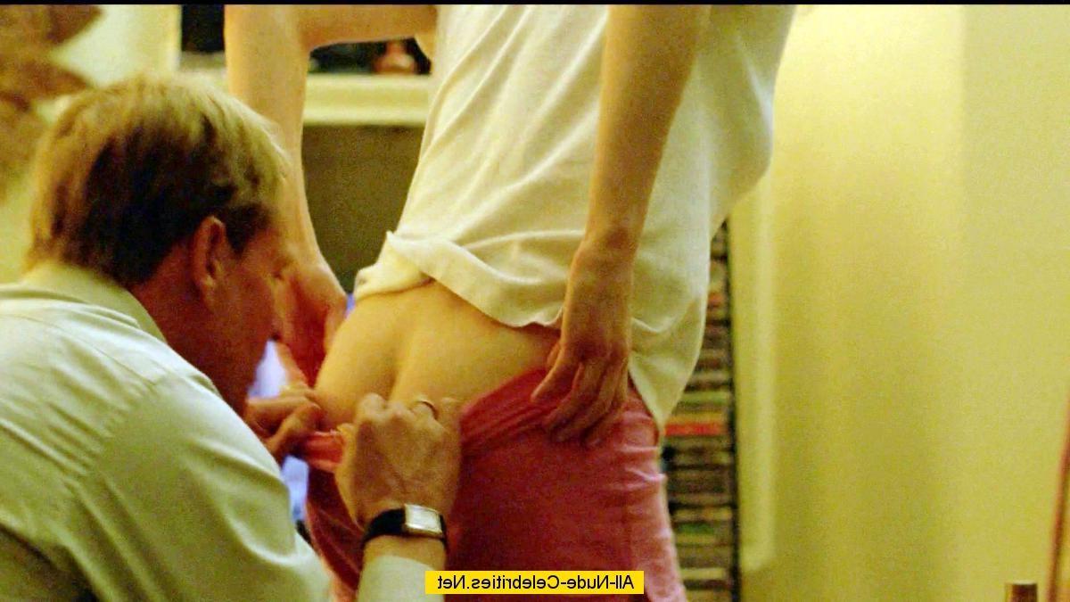 16P Alexandra Daddario  see her nude big tits and pussy