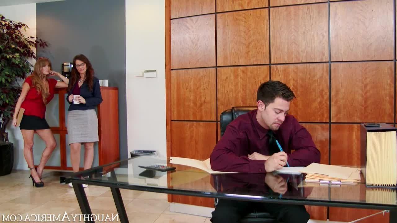 15P Office nymphos Syren De Mer and Darla Crane