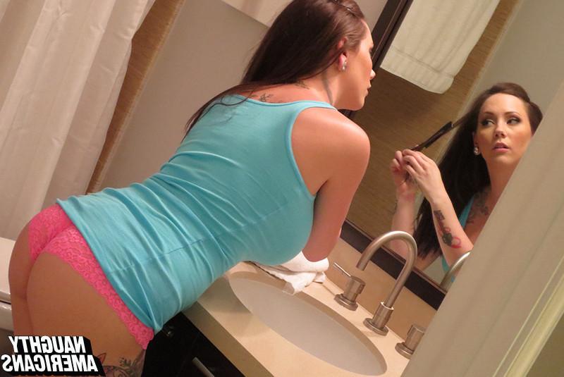 12P Inked Big Boobed GF Ashton Pierce Fucked In Her Shaved Pussy
