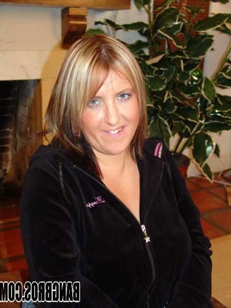 16P All natural milf shows off her huge titties