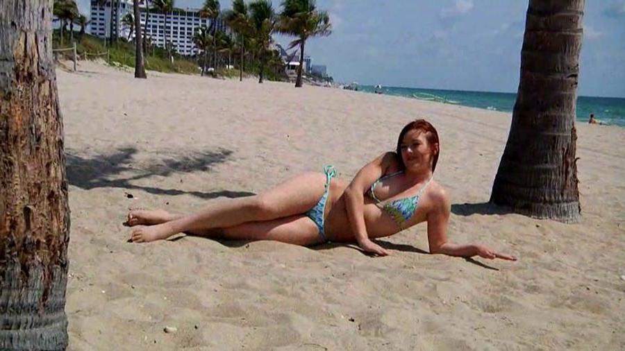 15P Bikini teen Cammie Fox dancing and fucking a guy