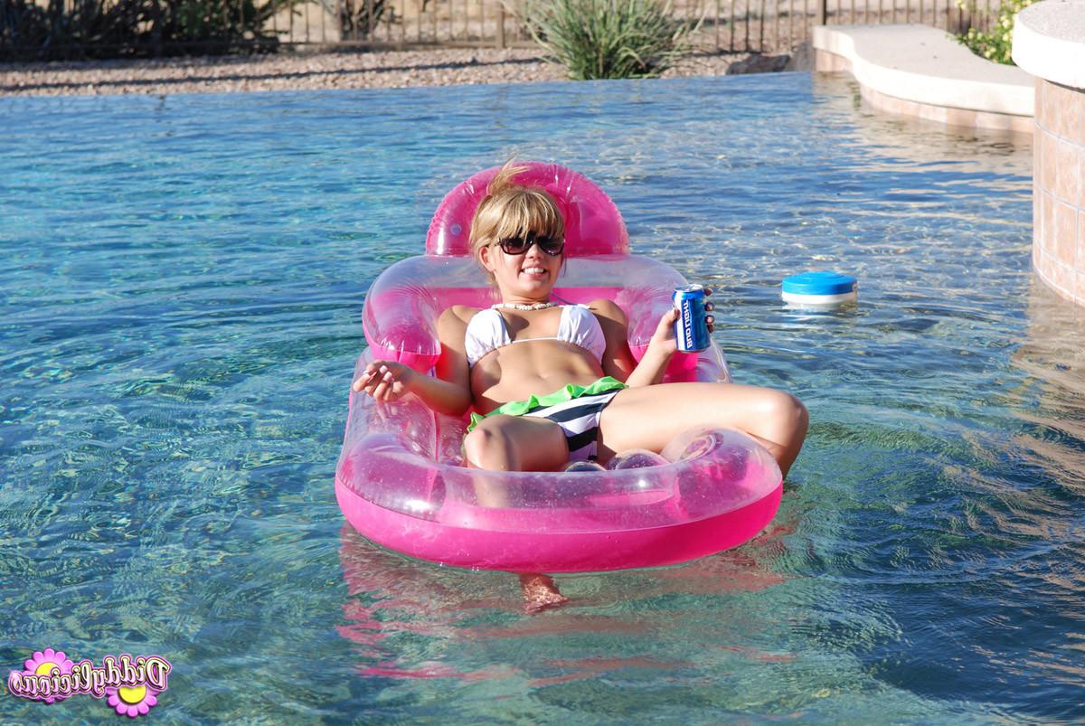 16P Tiny teen in bikini swimming