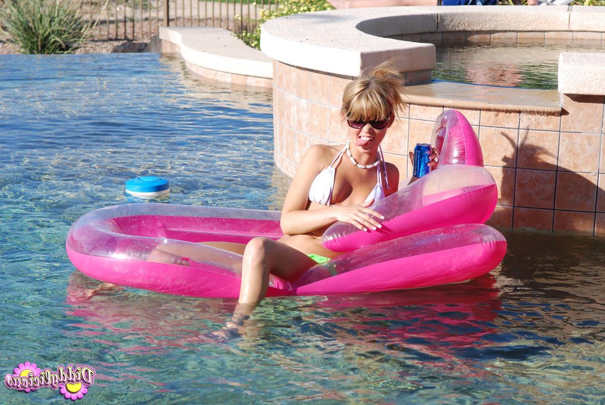 16P Tiny teen in bikini swimming