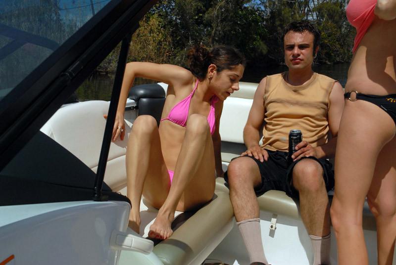 20P Squealing babe rocks the boat.|Boozed stud hasty banging harlot.|Clean shaved sn