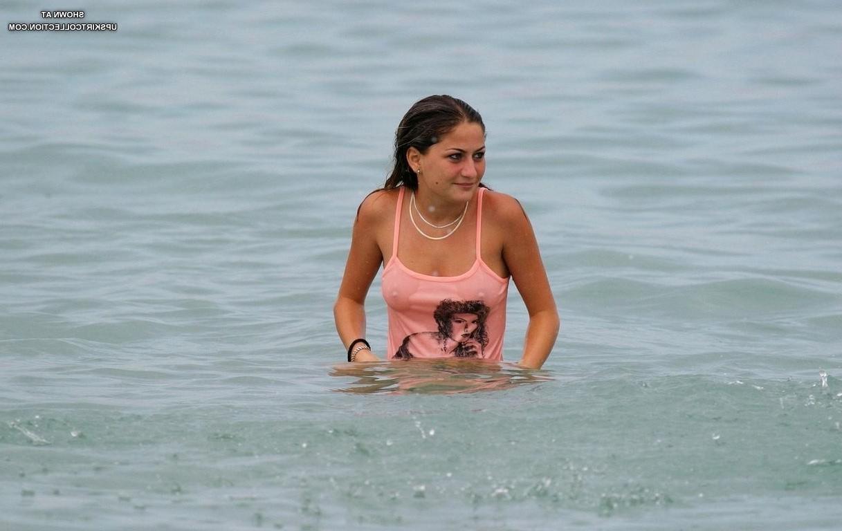 12P Bikini models entertain in the warm waves