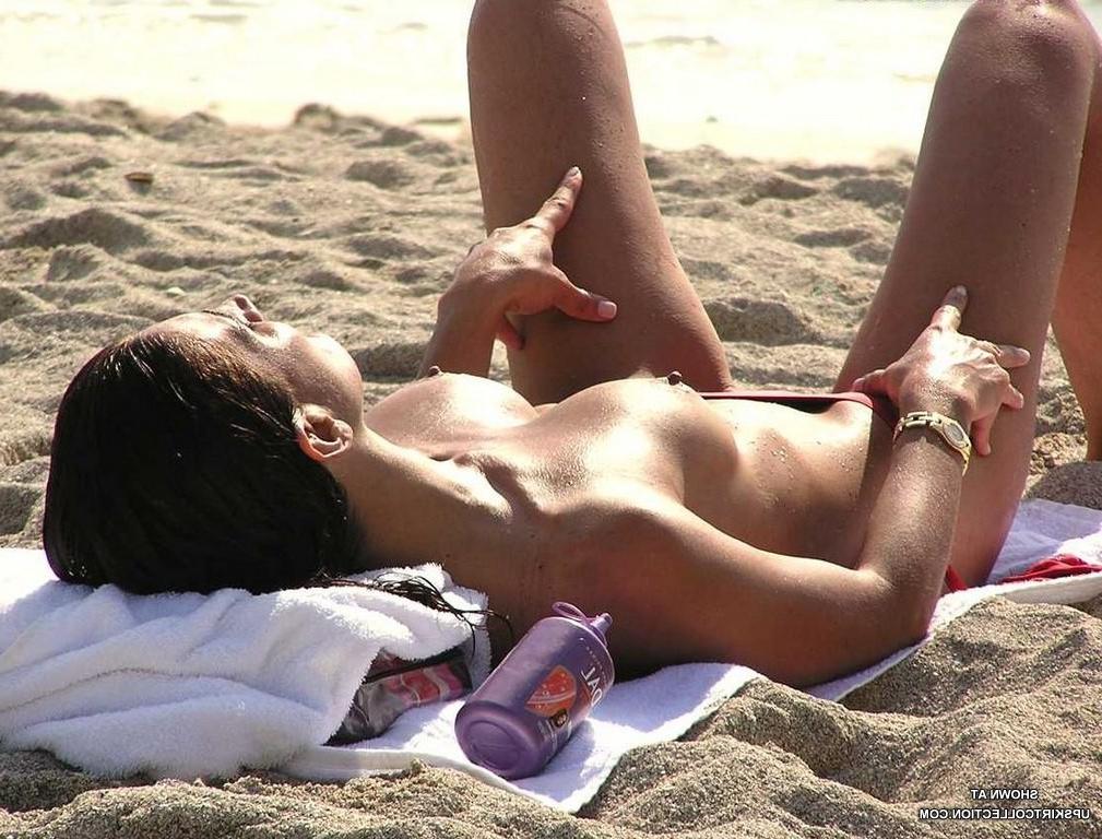 12P The babes' bikini panties hardly cover their nubs