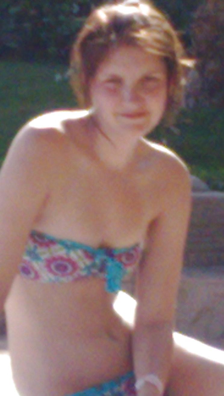 8P Cum on her