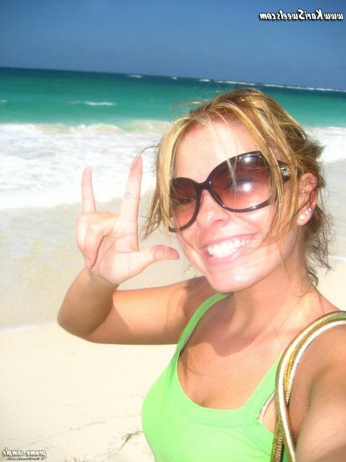 16P Kari Sweets in Puerto Rico enjoing some beer in a bikini