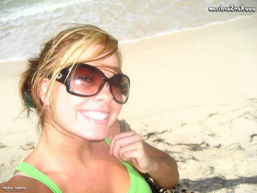 16P Kari Sweets in Puerto Rico enjoing some beer in a bikini
