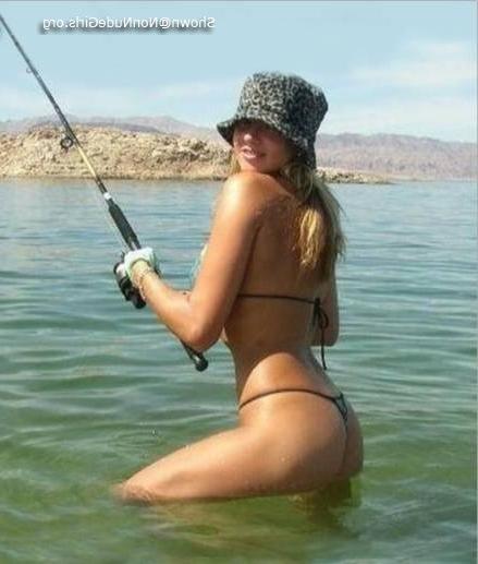 20P Amateur bikini girls sports fishing