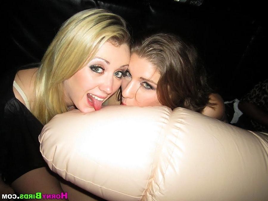 15P Drunk horny amateurs wrap their hands around cocks