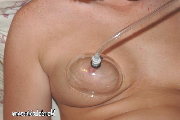 6P Hot redhead vacuum pumps her tits and pussy for you