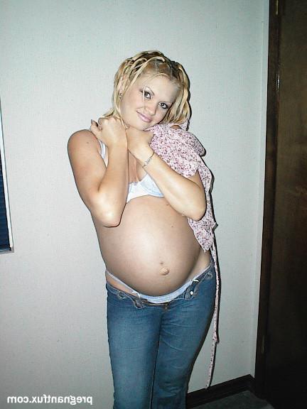 12P Sexy pregnant blonde playing with herself
