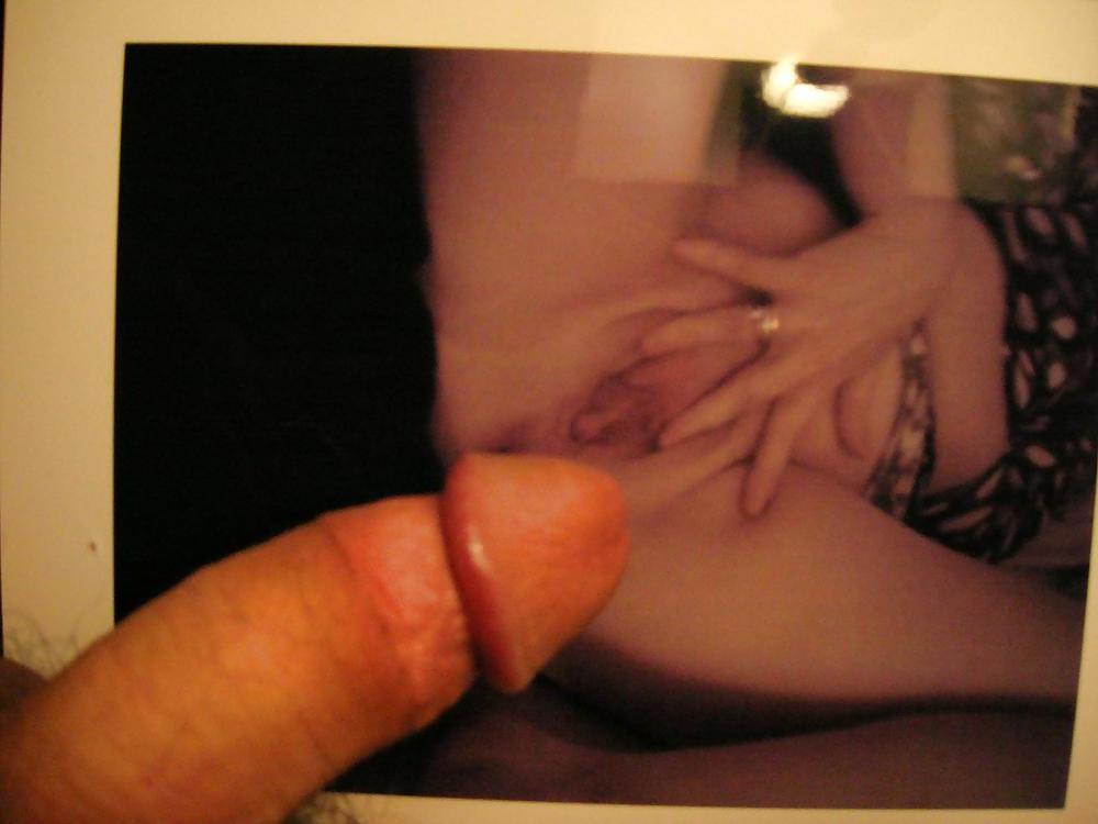 4P Cum on her pussy