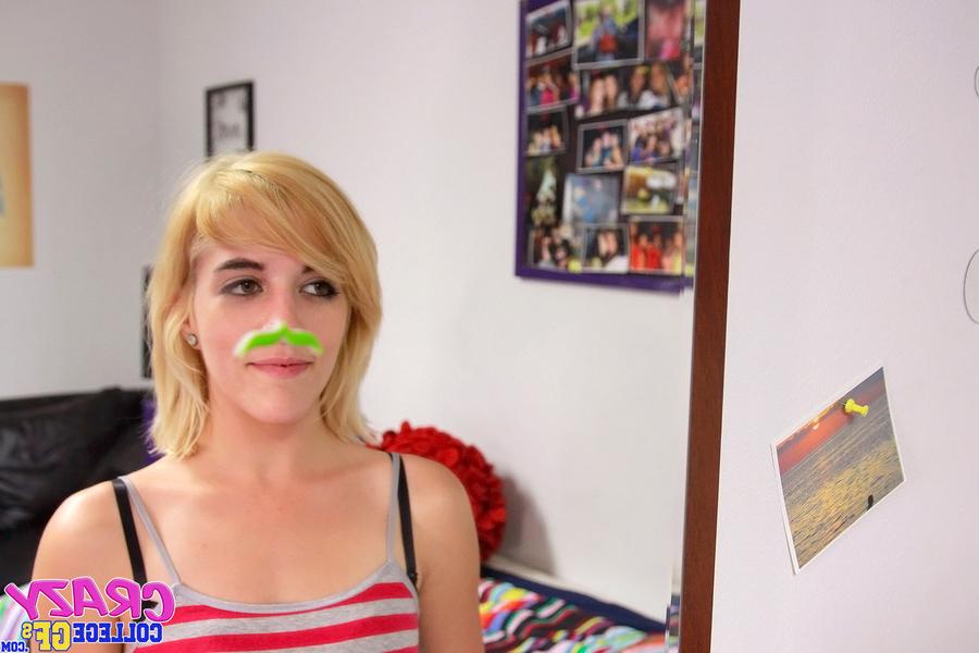 6P Sexy tiny college slut getting nailed
