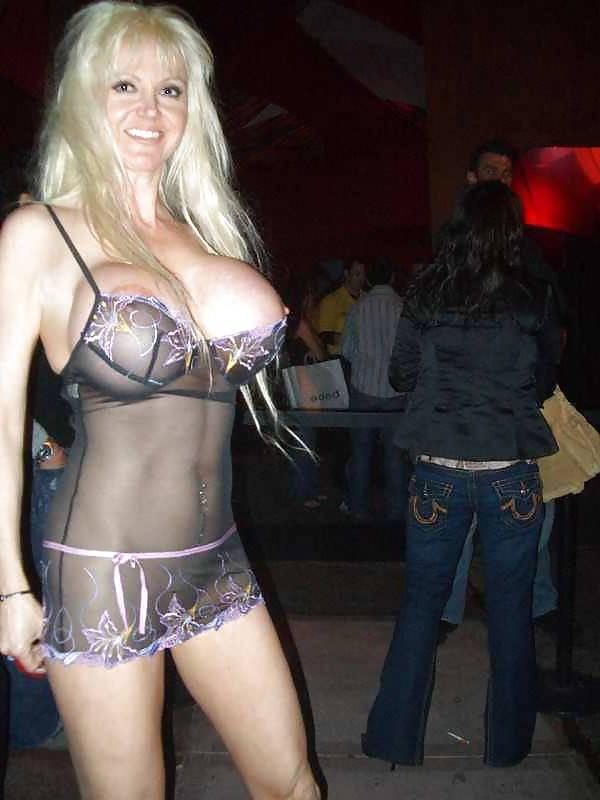 18P Fake Tits Milf Babe