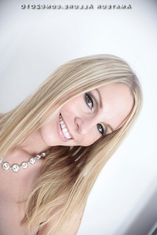 15P Busty blonde hottie devouring dick