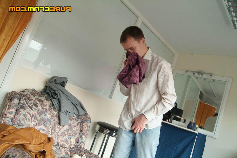 17P Babes laughing at a perverts dick