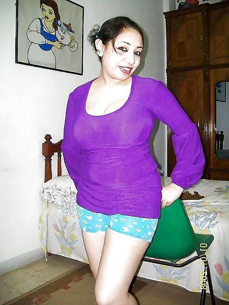 21P Arab Ex-Girlfriend