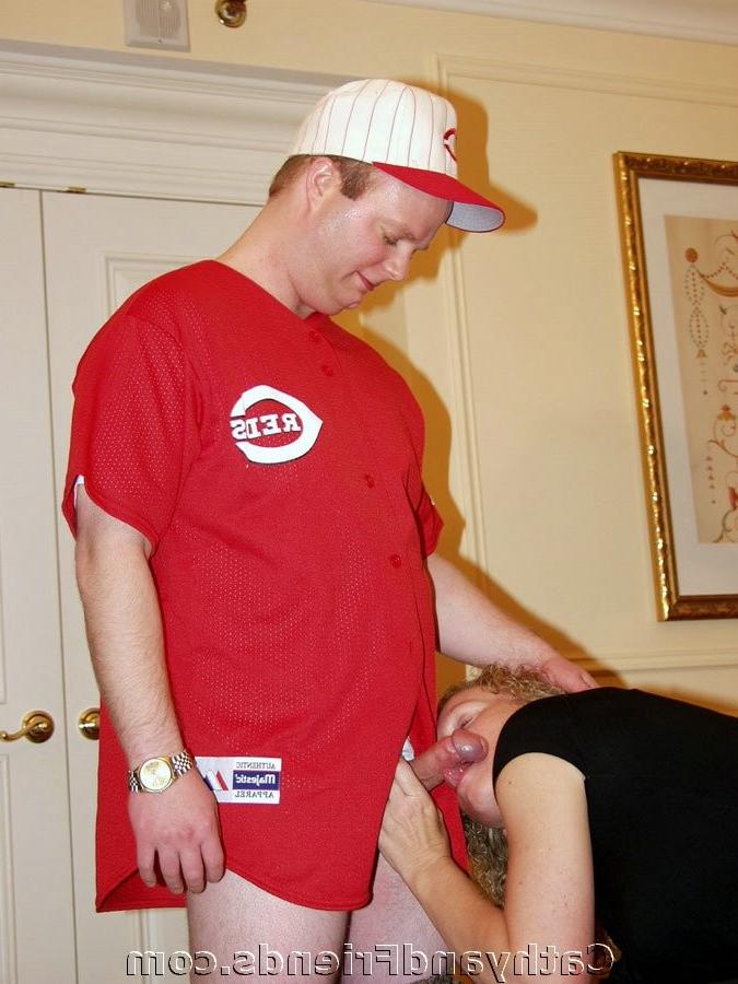16P Baseball player cumfills secret lover at hotel