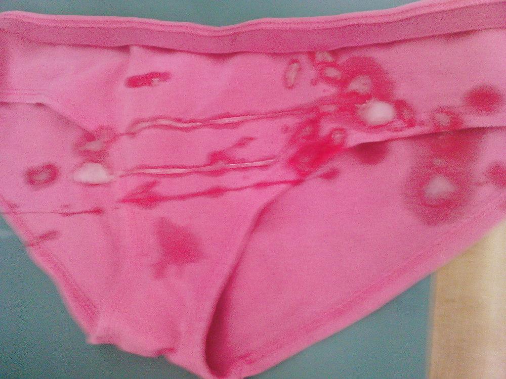 7P Cum on pink panties