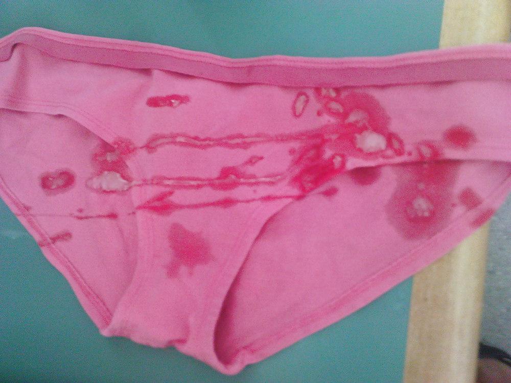 7P Cum on pink panties