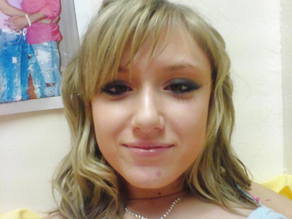 25P BEATE Girlfriend in Lingerie