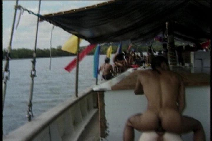 20P Horny latina babe boat banging