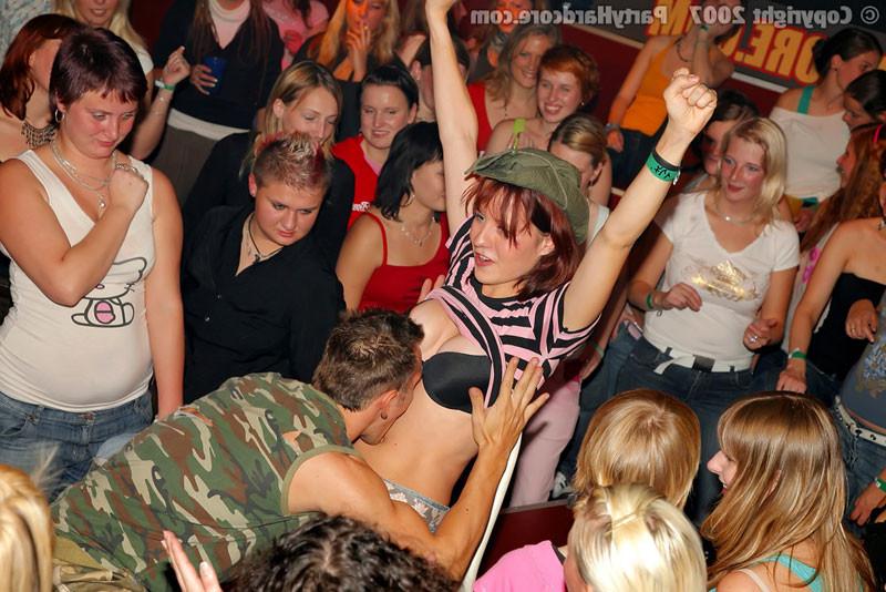 16P CFNM Sexparty at Party Hardcore