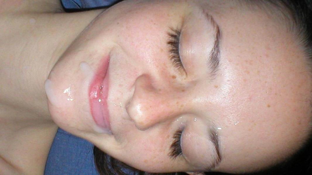12P Amateur girls gets facial on their faces