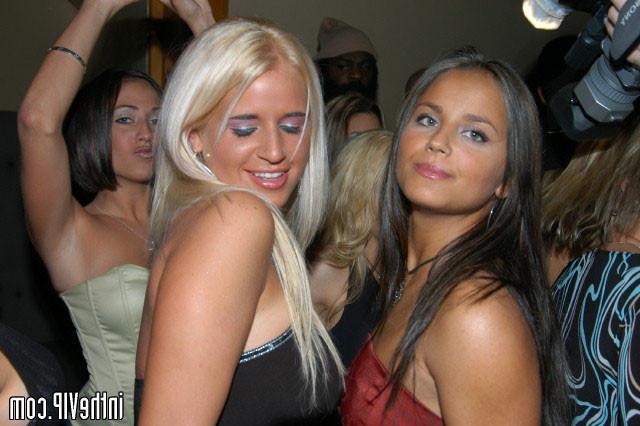 10P Hot foursome with girls from the vip room