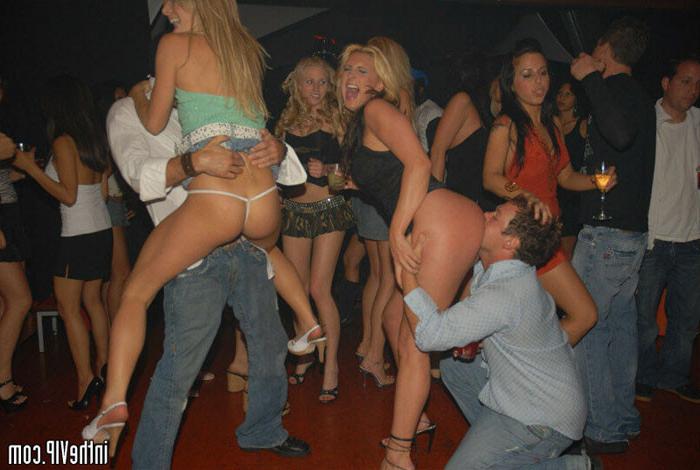 15P Hot action from the vip room in the club