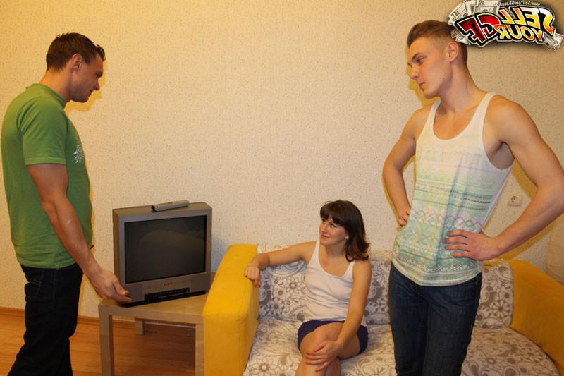 16P Dude sits and looks at how stranger is banging his GF