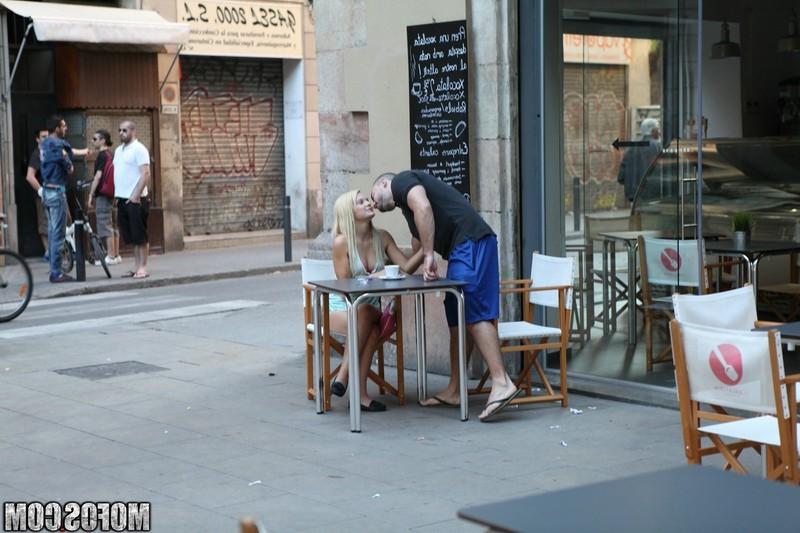 16P Blondie gets slammed by her boyfriend in bed