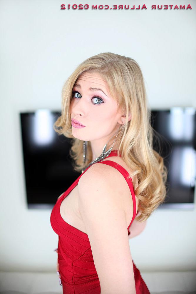 16P Amazing busty blonde teen starlet fucked pov style on set