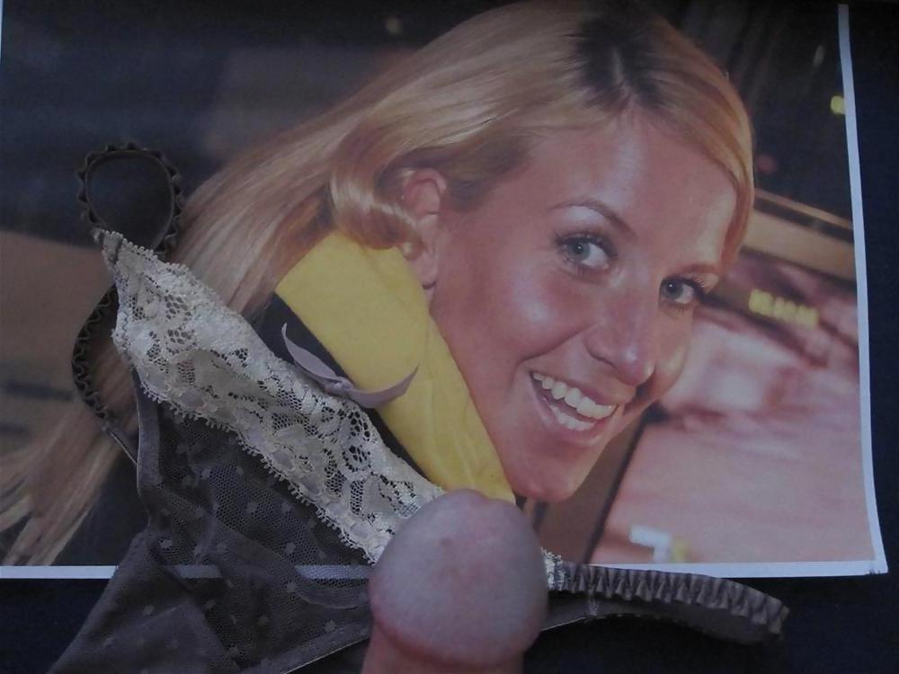 12P Sperma auf Charlotte Engelhardt