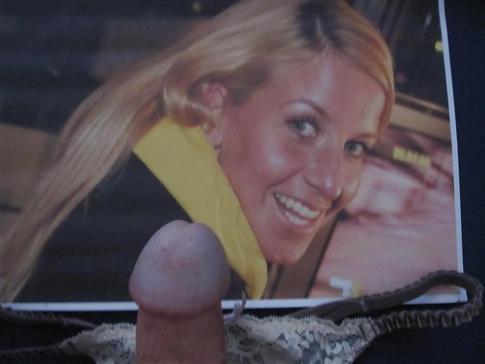12P Sperma auf Charlotte Engelhardt