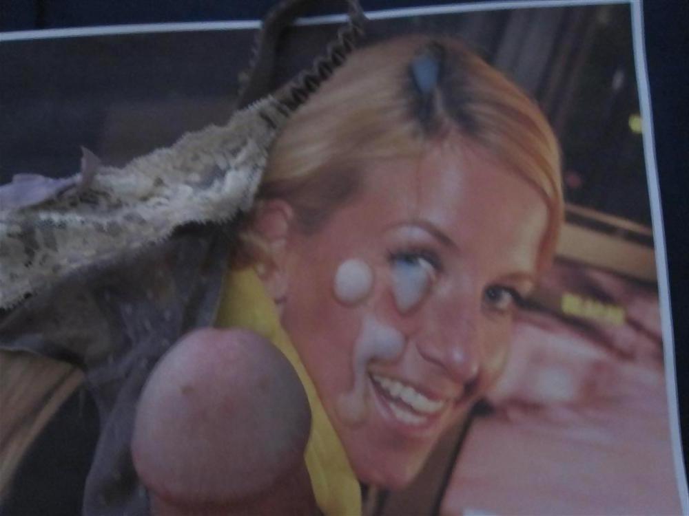 12P Sperma auf Charlotte Engelhardt