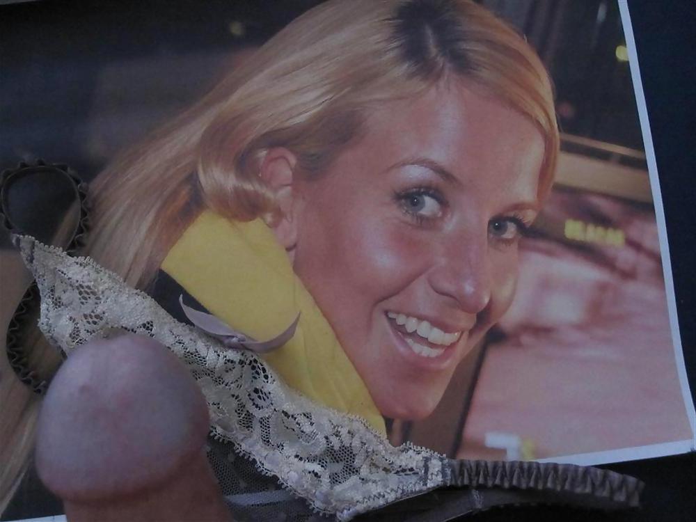 12P Sperma auf Charlotte Engelhardt