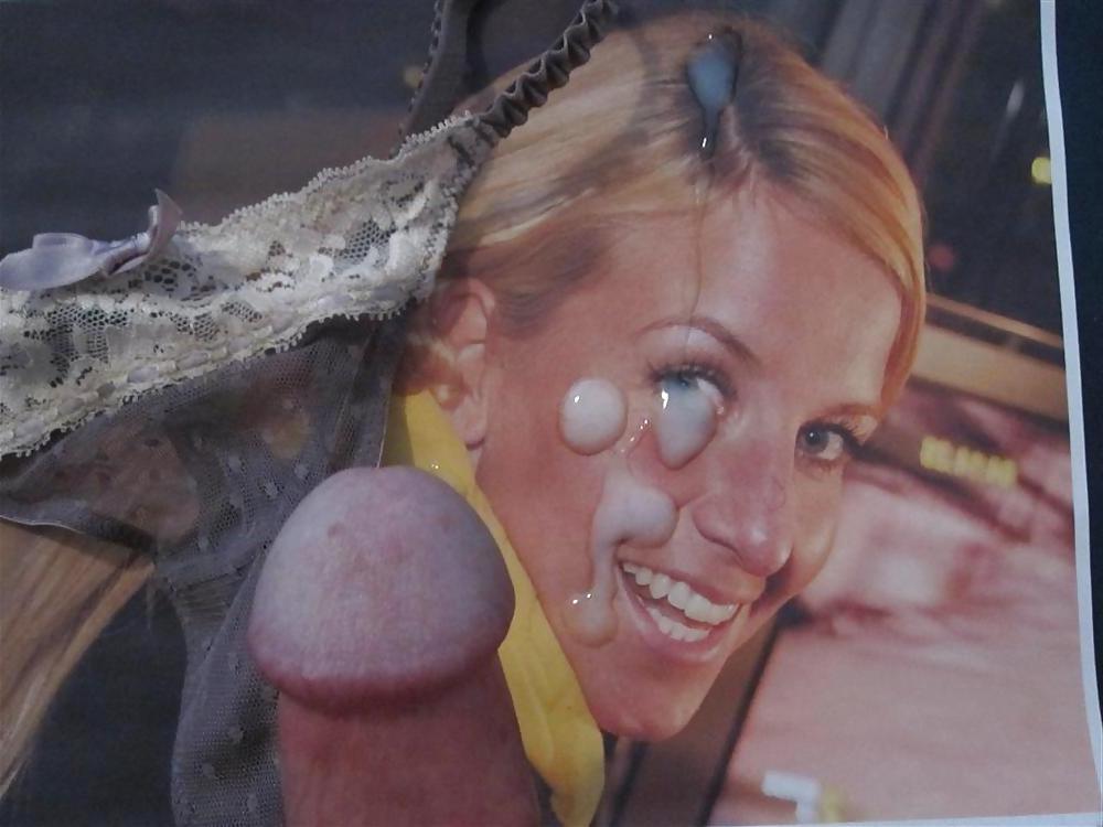 12P Sperma auf Charlotte Engelhardt