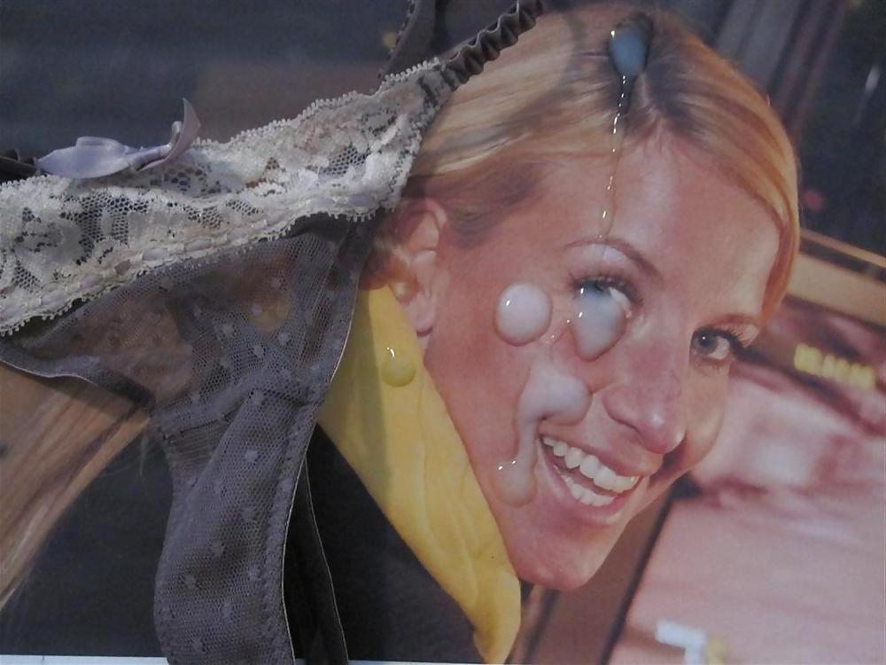 12P Sperma auf Charlotte Engelhardt