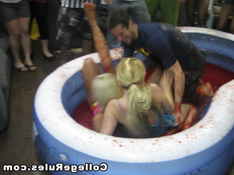 15P College teen girl is getting pounded by her newly boyfriend