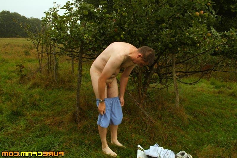 16P Outdoor CFNM  Handjob