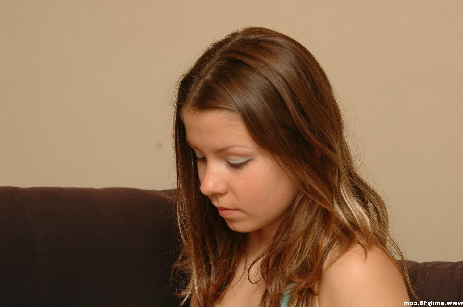 16P Cute teen amateur shows tits